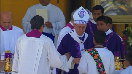 Pope Francis visits the heart of Mexico's drug country 
